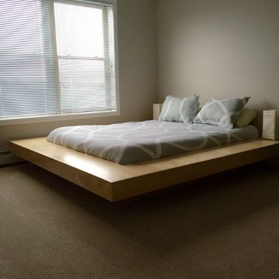 Floating customized bed