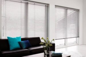 Buy Quality Venetian Blinds Dubai | Best Shop | 25% Off