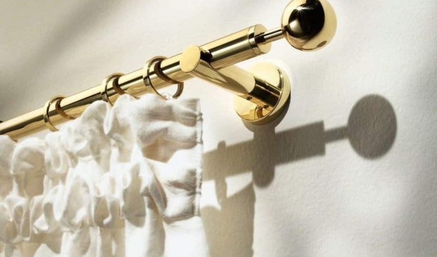 Right Curtain Rod