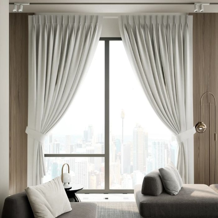 Silver blackout pleat curtain 14 Silver blackout pleat curtain