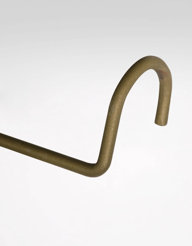 Panel holder gold nugget