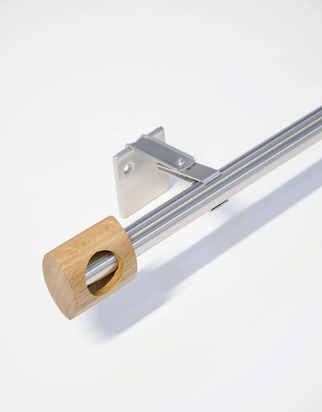 Vision curtain rod, stainless steel and oak 18,20 mm